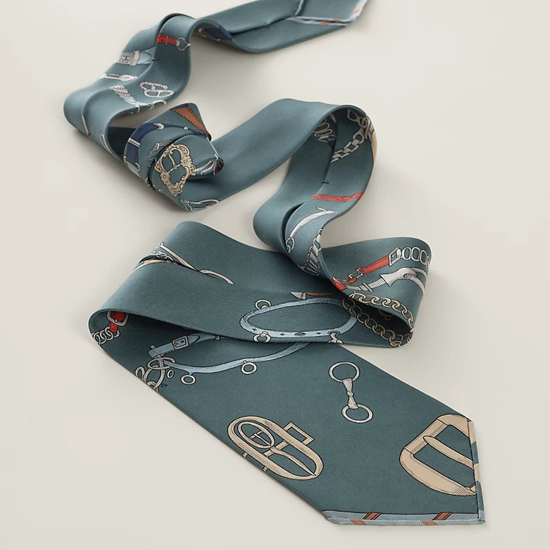 Hermes Les Chevaux Dechaines tie絲巾領呔